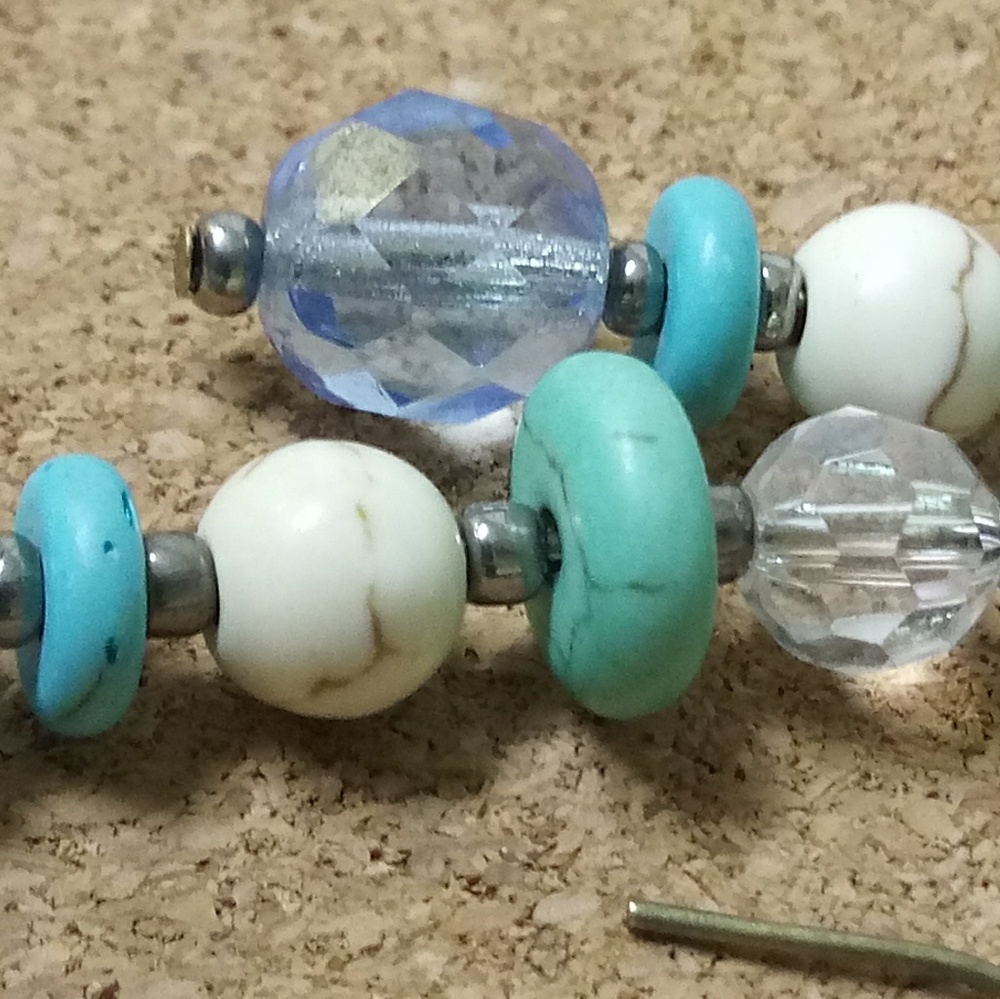 Earring's - Picture 2 of 7